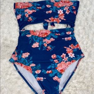 Shein one piece floral swimsuit
